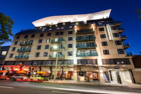 Majestic Roof Garden Hotel, Adelaide